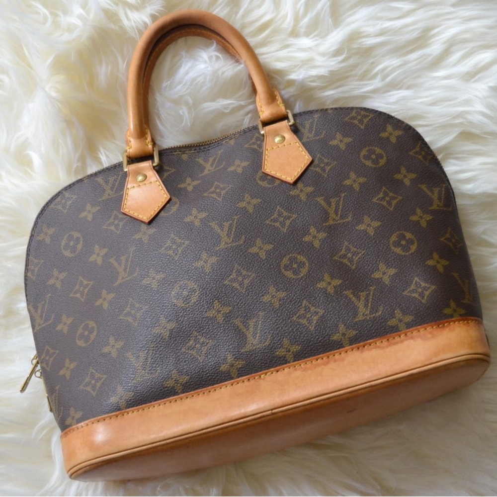 Louis Vuitton Alma Brown Handbag Monogram Canvas MM